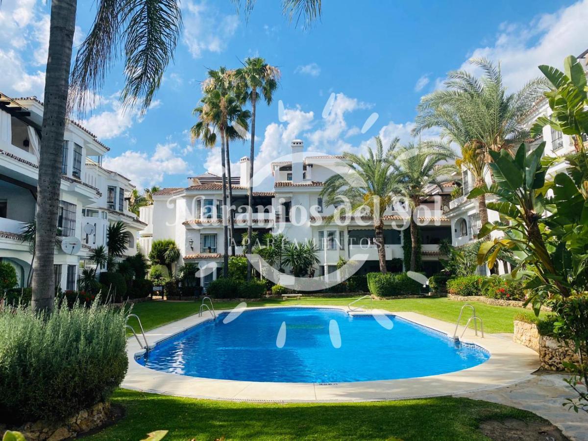 Apartamentos Naranjos Del Sol Marbella Exterior photo